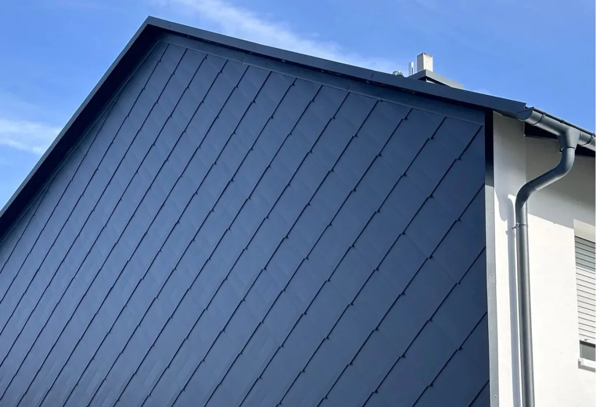 Réalisation Alpha Couverture — Toiture aluminium